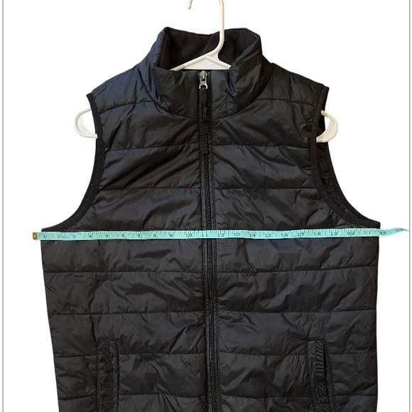 Xersion Black Puffer Vest with side pockets size Large - Picture 7 of 7
